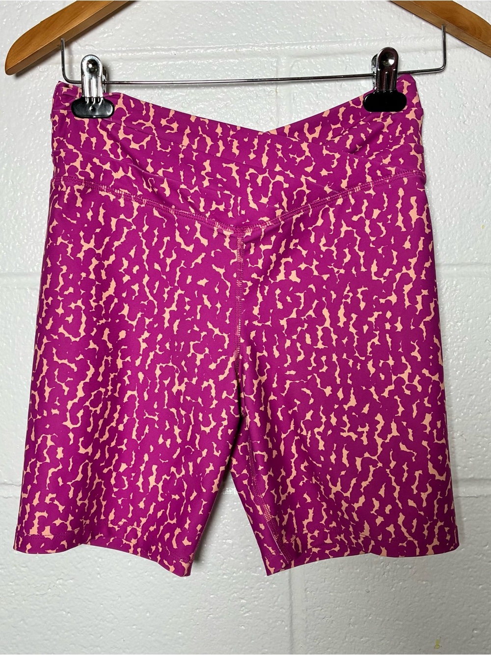 Sage Collective Cross Cross Waist Pink Peach Active Shorts